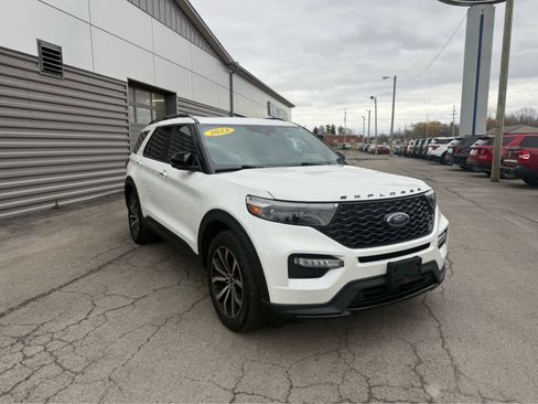 Used 2020 Ford Explorer ST w/ Premium Technology Package image 2