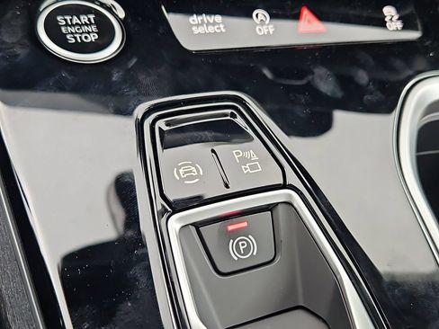 New 2026 Audi A6 Premium Plus AWD/4WD image 11