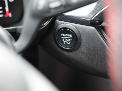 Used 2024 Ford Escape ST-Line AWD/4WD image 31