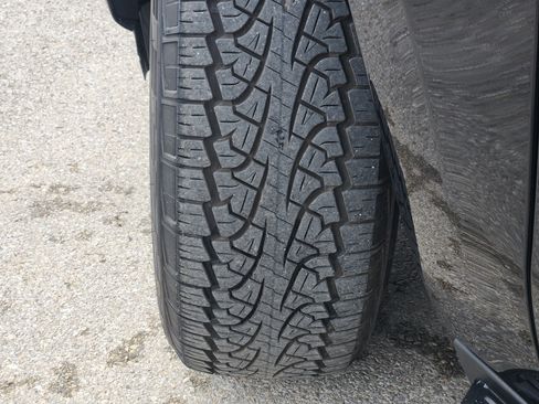 Certified 2025 Ford Expedition Active AWD/4WD image 11