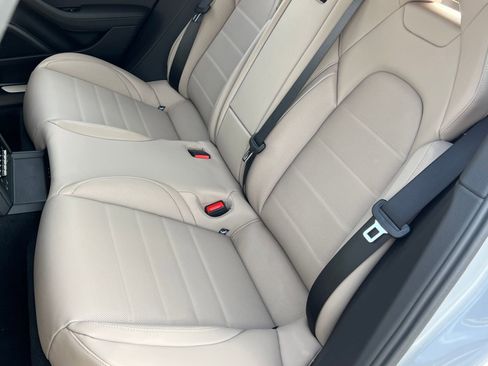 New 2026 Porsche Panamera 4 image 18