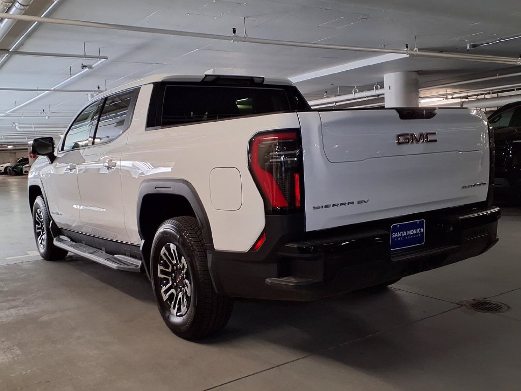 Used 2026 GMC Sierra EV Elevation AWD/4WD image 10