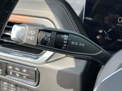 Used 2025 GMC Yukon XL Denali w/ Sun & Power Step Package AWD/4WD image 24