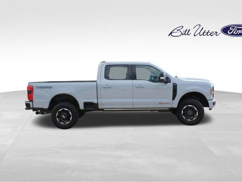 Used 2026 Ford F350 Platinum w/ Tremor Off-Road Package image 4