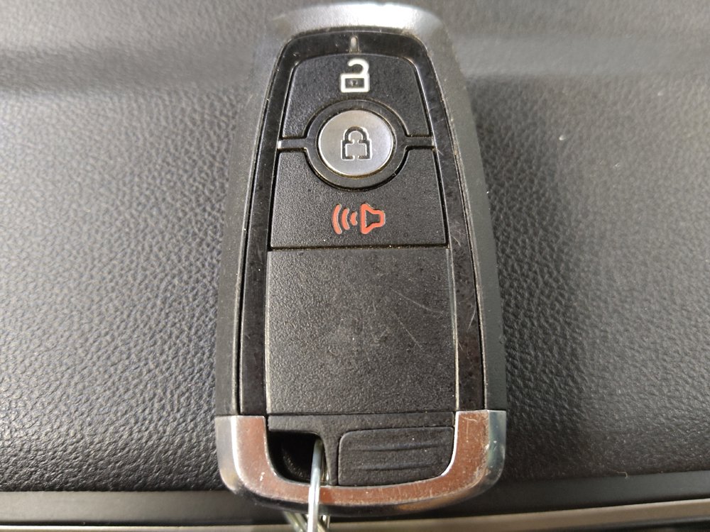 Used 2020 Ford Escape SE FWD image 32