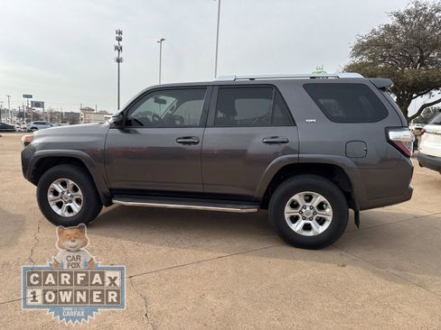 Used 2015 Toyota 4Runner SR5 image 4