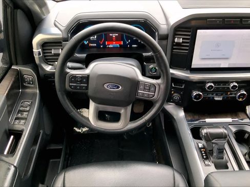 Used 2022 Ford F150 Lariat AWD/4WD image 7