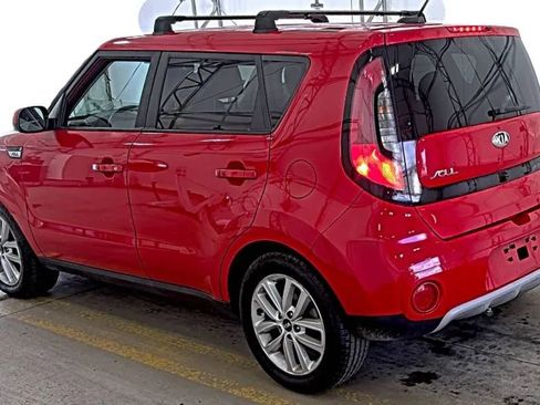 Used 2019 Kia Soul + FWD image 2