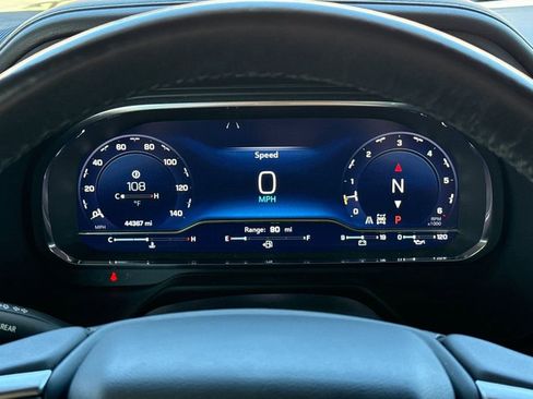 Used 2022 Chevrolet Suburban Z71 w/ Off-Road Capability Package image 37