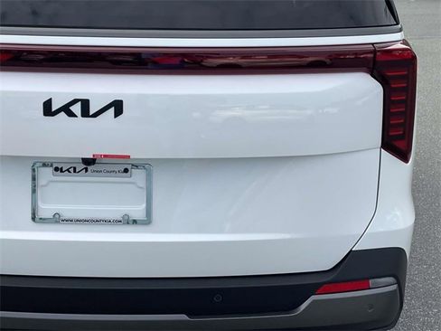 New 2026 Kia Carnival SX Prestige image 11