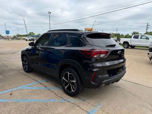 Used 2023 Chevrolet TrailBlazer RS w/ Convenience Package FWD image 3