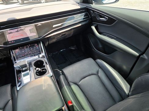 Used 2023 Audi Q8 Prestige AWD/4WD image 36