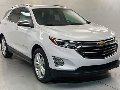 Used 2020 Chevrolet Equinox Premier AWD/4WD image 8