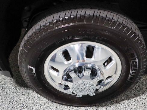 Used 2024 GMC Sierra 3500 Denali Ultimate AWD/4WD image 11