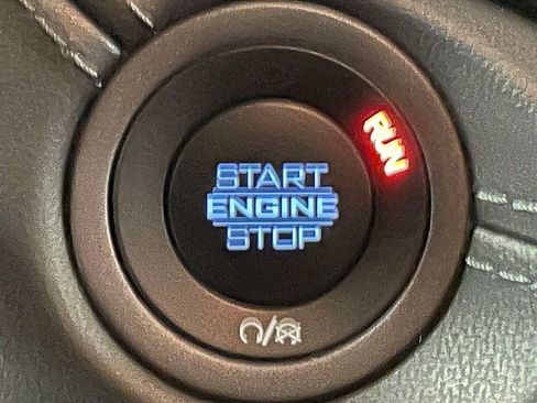 Used 2022 Dodge Durango GT image 30