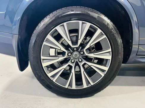 Used 2021 Volvo XC90 T6 Momentum w/ Climate Package AWD/4WD image 14