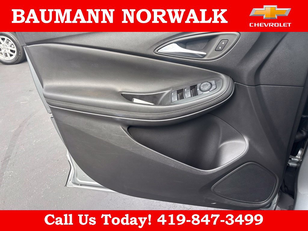Used 2025 Buick Encore GX Preferred FWD image 16