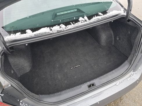 Used 2024 Nissan Altima 2.5 SR image 16