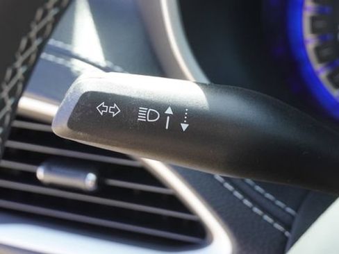 New 2026 Chrysler Pacifica Select FWD image 29