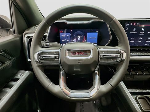 Used 2024 GMC Canyon Elevation w/ Convenience Package image 11