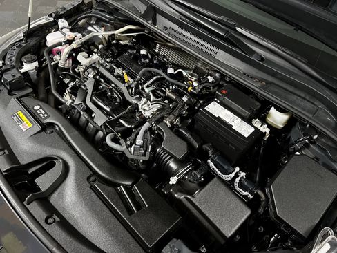 Certified 2024 Toyota Corolla LE FWD image 10