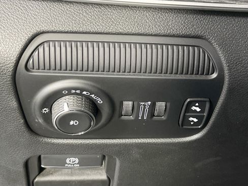 Used 2022 Jeep Wagoneer Series II image 10