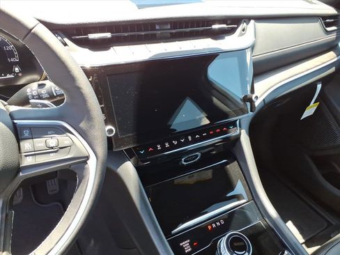 New 2026 Jeep Grand Cherokee Limited AWD/4WD image 27