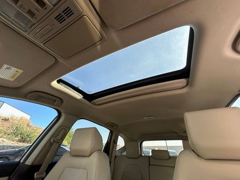 Used 2017 Honda CR-V Touring image 22