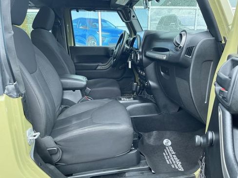 Used 2013 Jeep Wrangler Sport AWD/4WD image 26