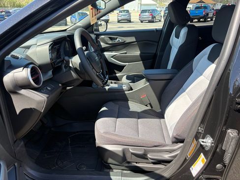 New 2026 Chevrolet Trax RS image 12