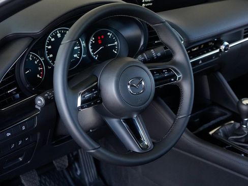 New 2026 MAZDA MAZDA3 2.5 S Hatchback w/ Premium Pkg FWD image 17