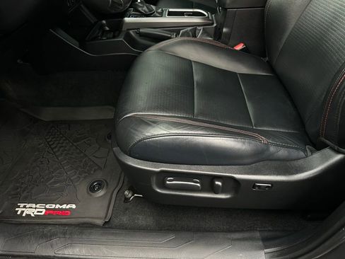 Used 2021 Toyota Tacoma TRD Pro image 12