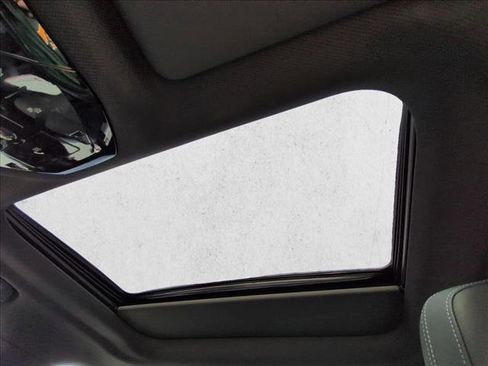 Used 2025 BMW i5 eDrive40i w/ Premium Package image 16