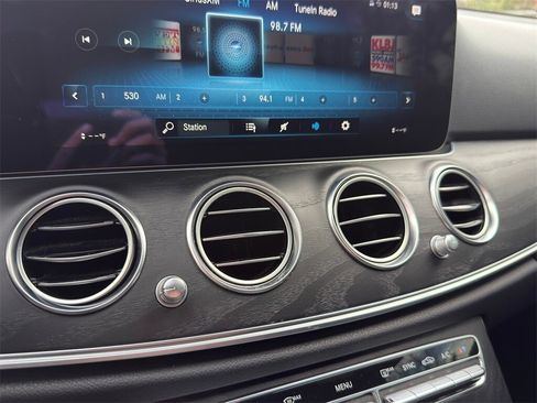 Used 2022 Mercedes-Benz E 350 E 350 w/ AMG Line Exterior image 20