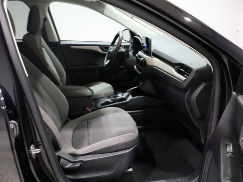 Used 2022 Ford Escape SE image 28