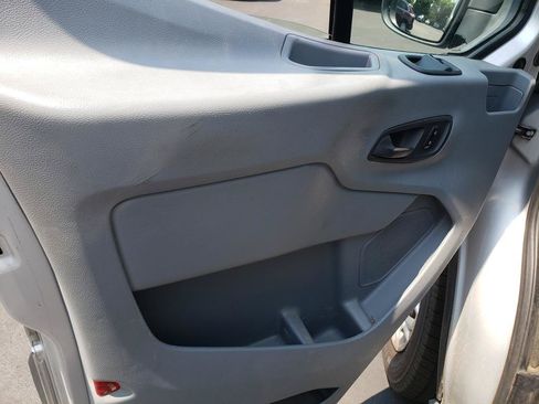Used 2018 Ford Transit 250 130 Medium Roof w/ Interior Upgrade Package RWD image 11