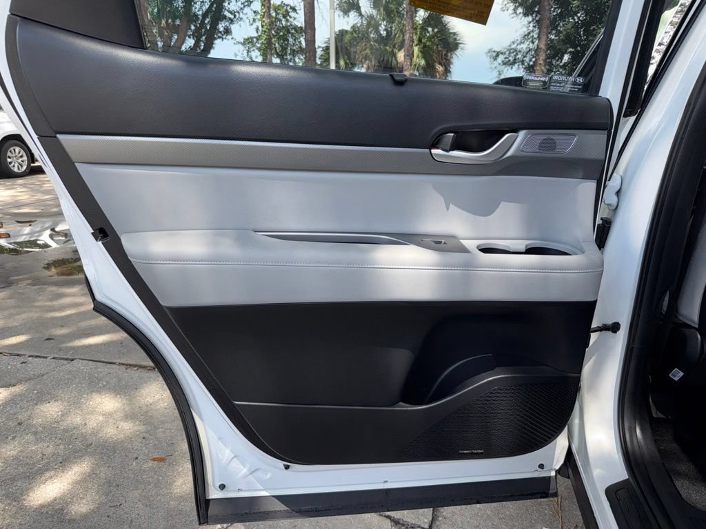 Used 2023 Hyundai Palisade SEL AWD/4WD image 49