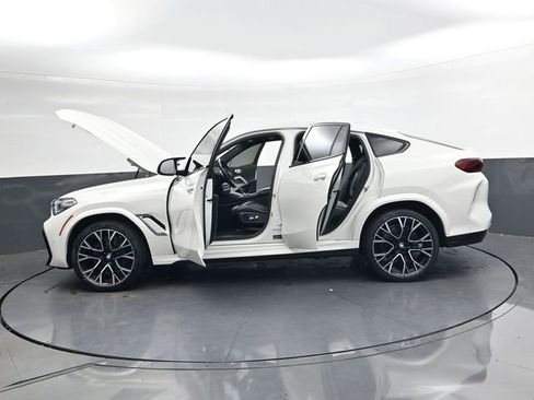 Used 2021 BMW X6 M w/ Executive Package image 38