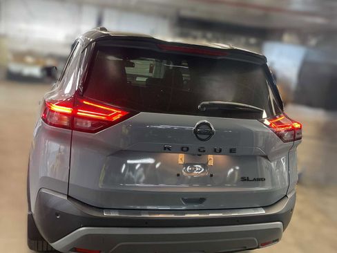 Used 2021 Nissan Rogue SL image 4