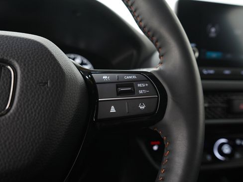 Used 2024 Honda HR-V Sport image 26