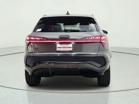 New 2026 Audi Q3 quattro 2.0T AWD/4WD image 6