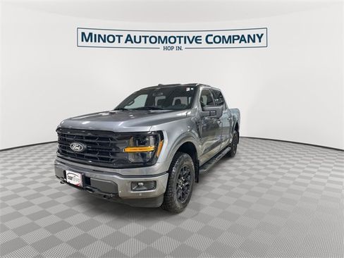 Used 2025 Ford F150 XLT w/ Equipment Group 302A MID image 4