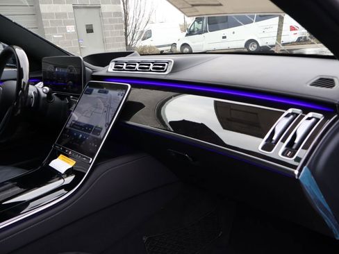 New 2026 Mercedes-Benz S 580 4MATIC Sedan image 11