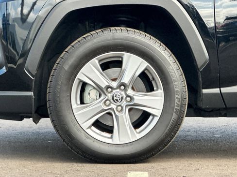 Used 2022 Toyota RAV4 XLE w/ Convenience Package image 36