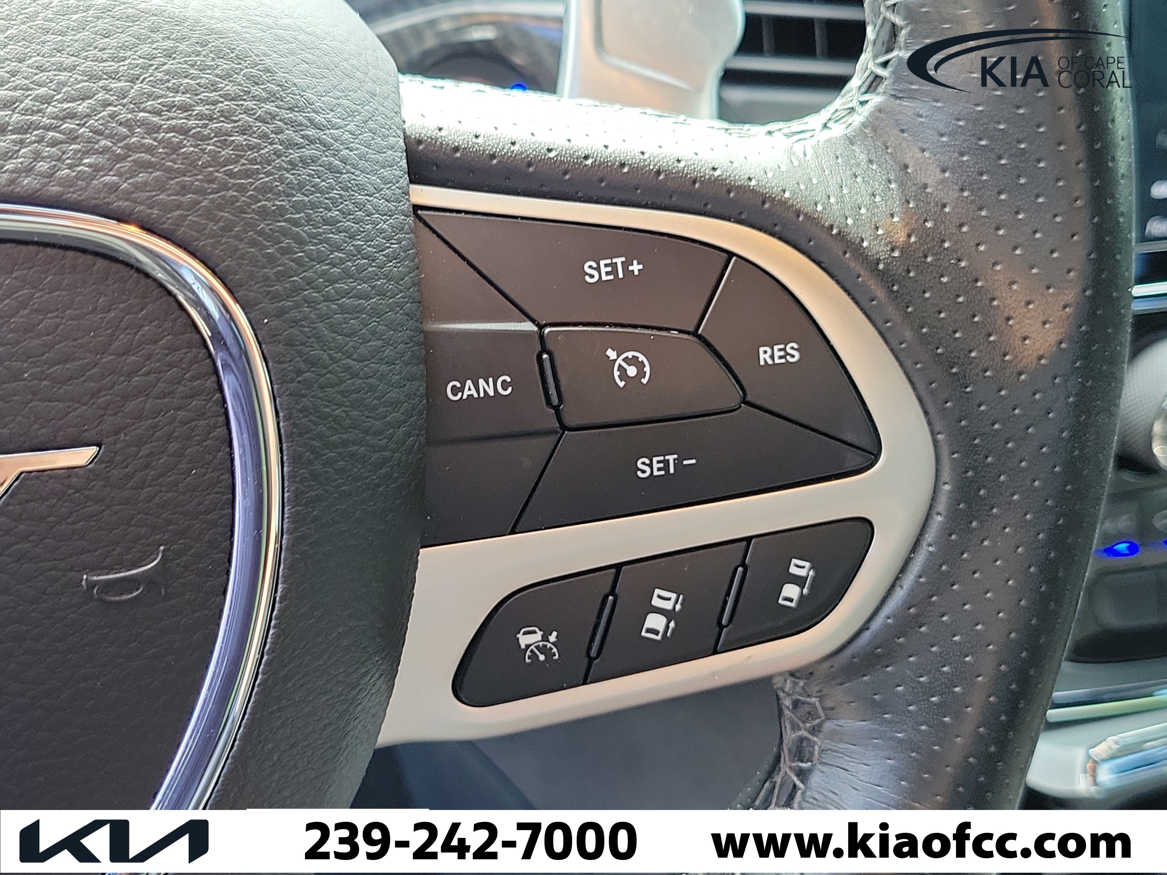 Used 2019 Jeep Grand Cherokee SRT AWD/4WD image 27
