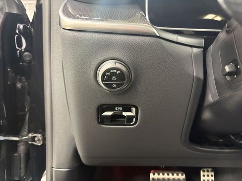 Certified 2026 Mercedes-Benz GLC 43 AMG 4MATIC image 11