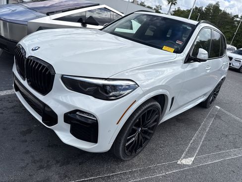 Used 2020 BMW X5 sDrive40i w/ M Sport Package RWD image 2