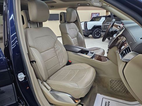 Used 2014 Mercedes-Benz GL 550 4MATIC image 21