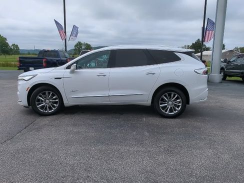 Used 2022 Buick Enclave Avenir w/ Avenir Technology Package AWD/4WD image 30
