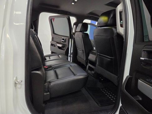 Used 2019 Chevrolet Silverado 2500 LTZ w/ Duramax Plus Package AWD/4WD image 73
